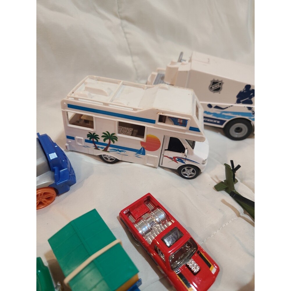 Assorted Car Lot - Picture 4 of 12